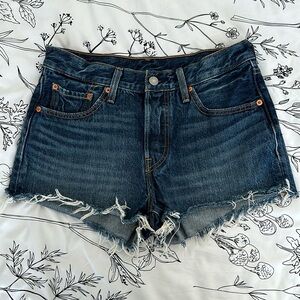 Levi’s high rise denim short